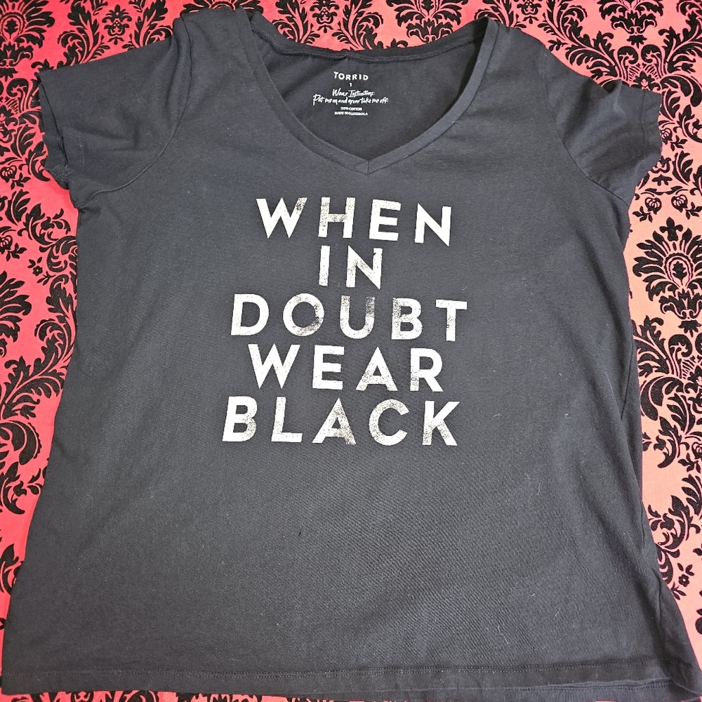 TORRID WHEN IN DOUBT WEAR BLACK COTTON V-NECK SHIRT